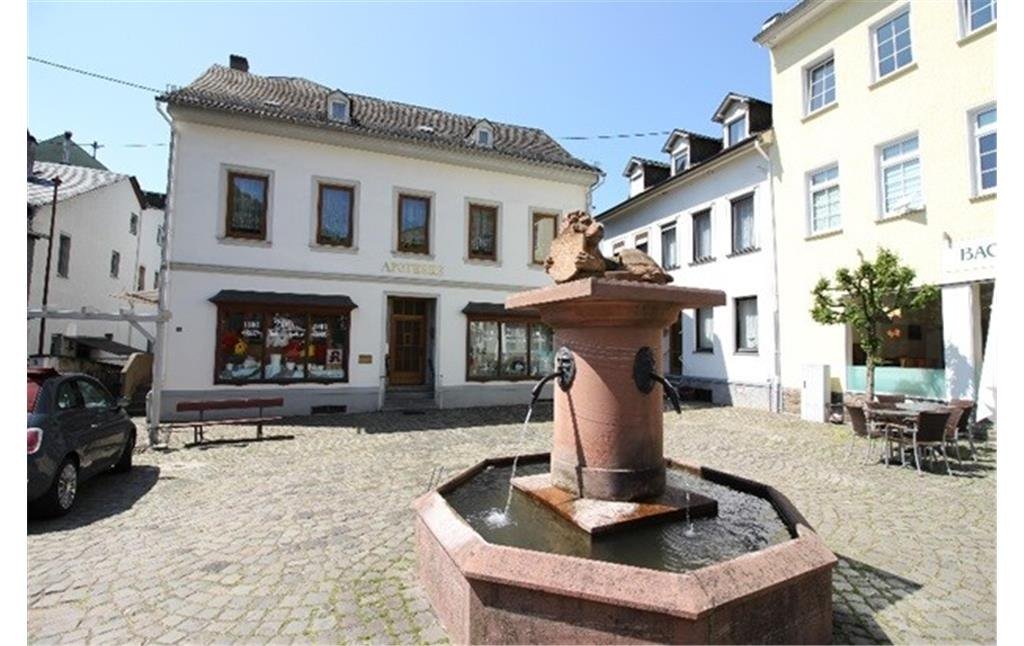 Ehemalige Hindenburg-Apotheke, heute privat betriebenes Museum, am Markt in Kaub  | © Dagmar Vogel, Kaub