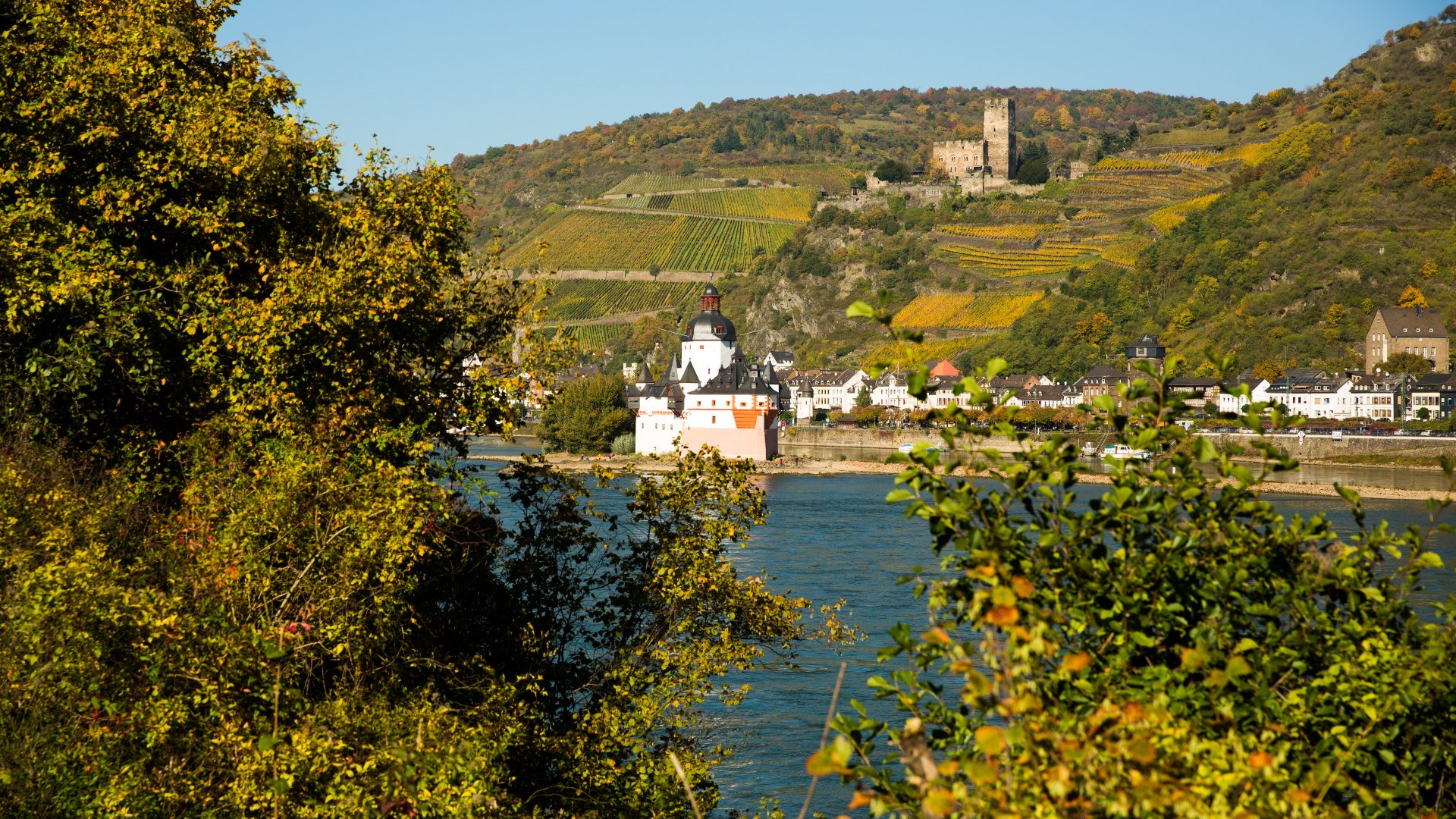 Blick auf Burg Pfalzgrafenstein und Burg Gutenfels | © Henry Tornow / Romantischer Rhein Tourismus GmbH Blick auf Burg Pfalzgrafenstein und Burg Gutenfels | © Henry Tornow / Romantischer Rhein Tourismus GmbH