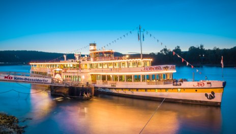 Die beleuchtete Goethe | &copy; Luca Lamonte-Austin / Romantischer Rhein Tourismus GmbH